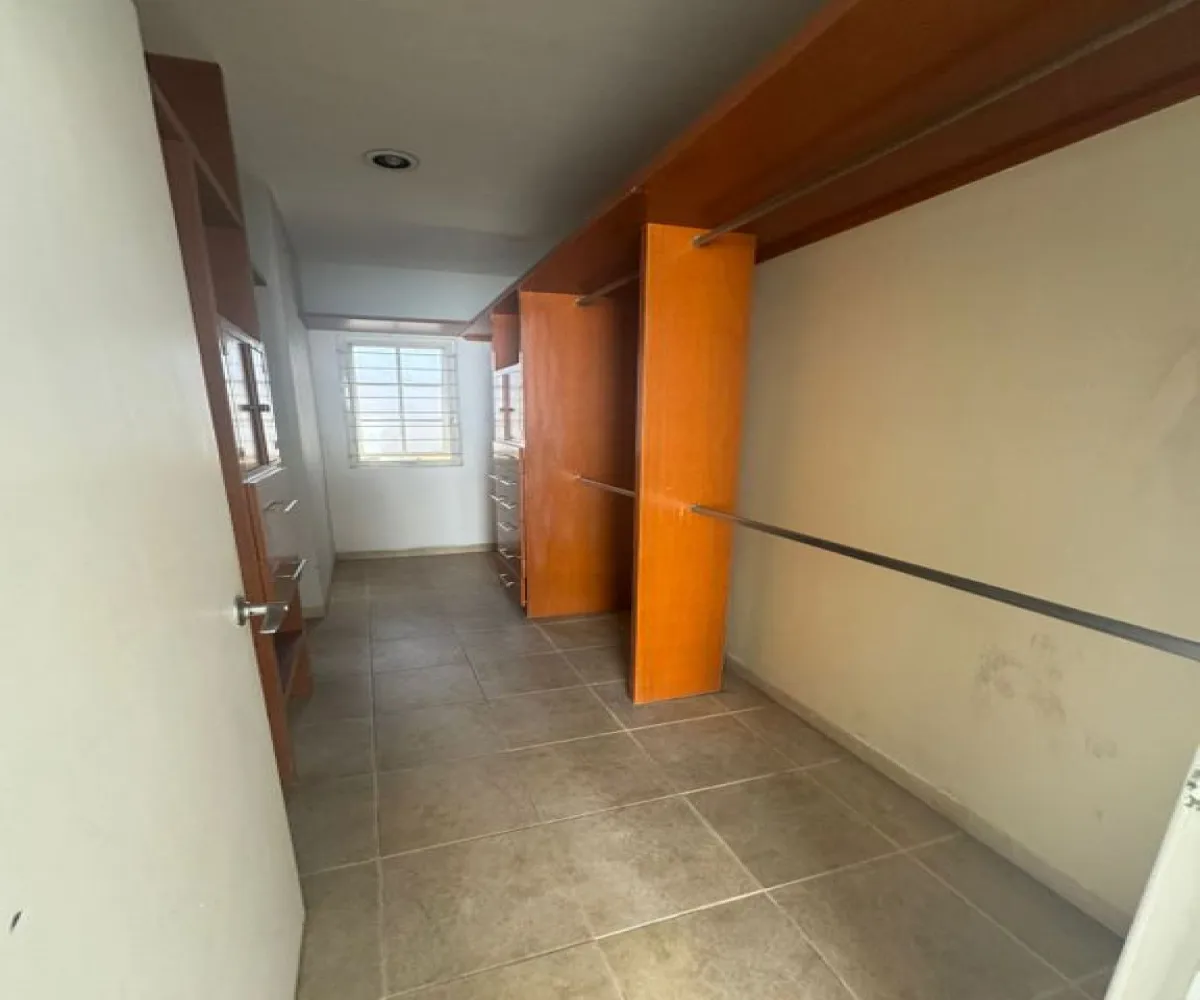 Casa En Renta,Ciudad del Sol,Calle Tezozomoc 116, Zapopan, Jalisco 45050, 8 Habitaciones,8 Baños,Calle Tezozomoc,2,p2FhZDP