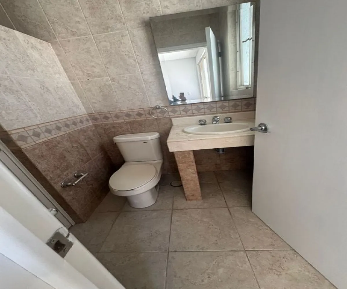 Casa En Renta,Ciudad del Sol,Calle Tezozomoc 116, Zapopan, Jalisco 45050, 8 Habitaciones,8 Baños,Calle Tezozomoc,2,p2FhZDP