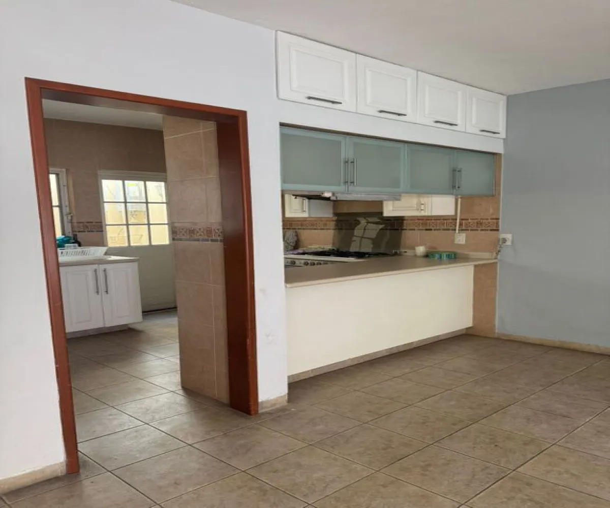 Casa En Renta,Ciudad del Sol,Calle Tezozomoc 116, Zapopan, Jalisco 45050, 8 Habitaciones,8 Baños,Calle Tezozomoc,2,p2FhZDP