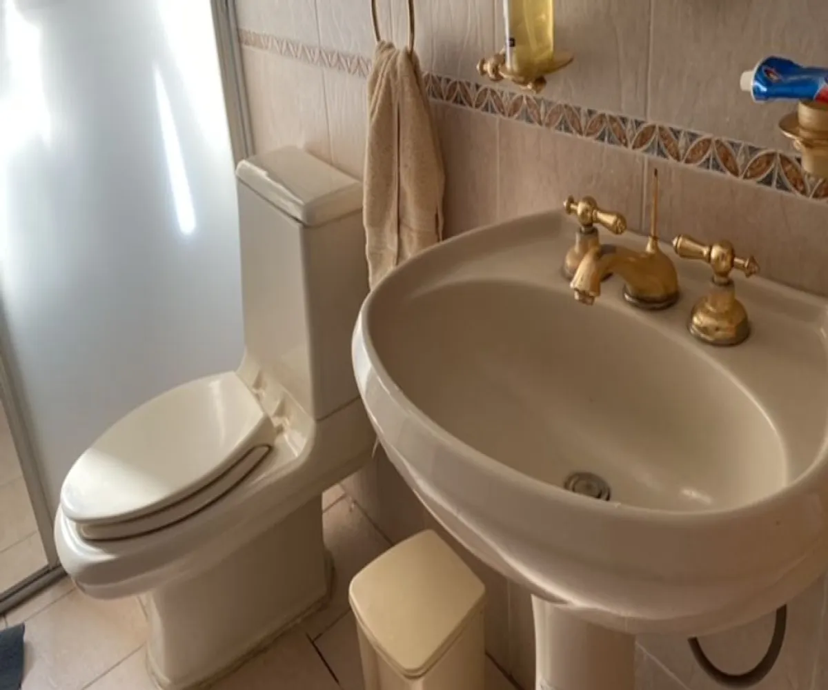 Casa En Venta,Fracc Ciudad Bugambilia,Remanso de Las Violetas 2160, Zapopan, Jalisco 45237, 4 Habitaciones,4 Baños,Remanso de Las Violetas,2,p1UdPpa