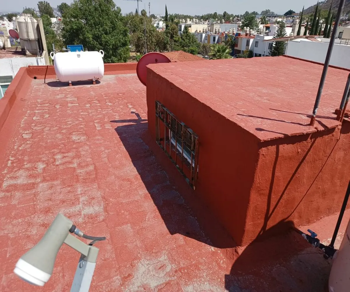 Casa En Venta,Misión la Floresta,Avenida del Bronce 268, Zapopan, Jalisco 45066, 3 Habitaciones,2 Baños,Avenida del Bronce,3,pSPqr9G