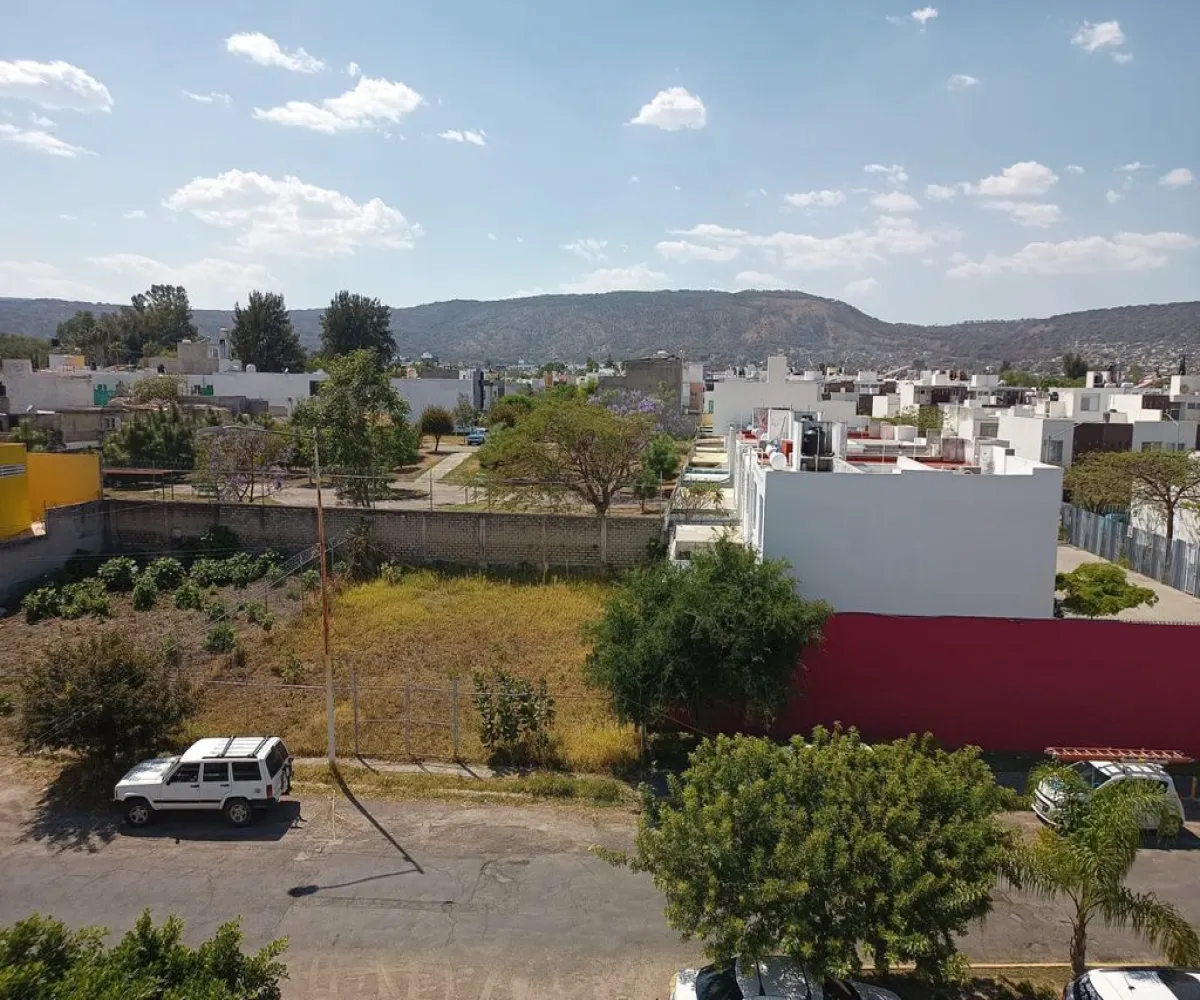 Casa En Venta,Misión la Floresta,Avenida del Bronce 268, Zapopan, Jalisco 45066, 3 Habitaciones,2 Baños,Avenida del Bronce,3,pSPqr9G