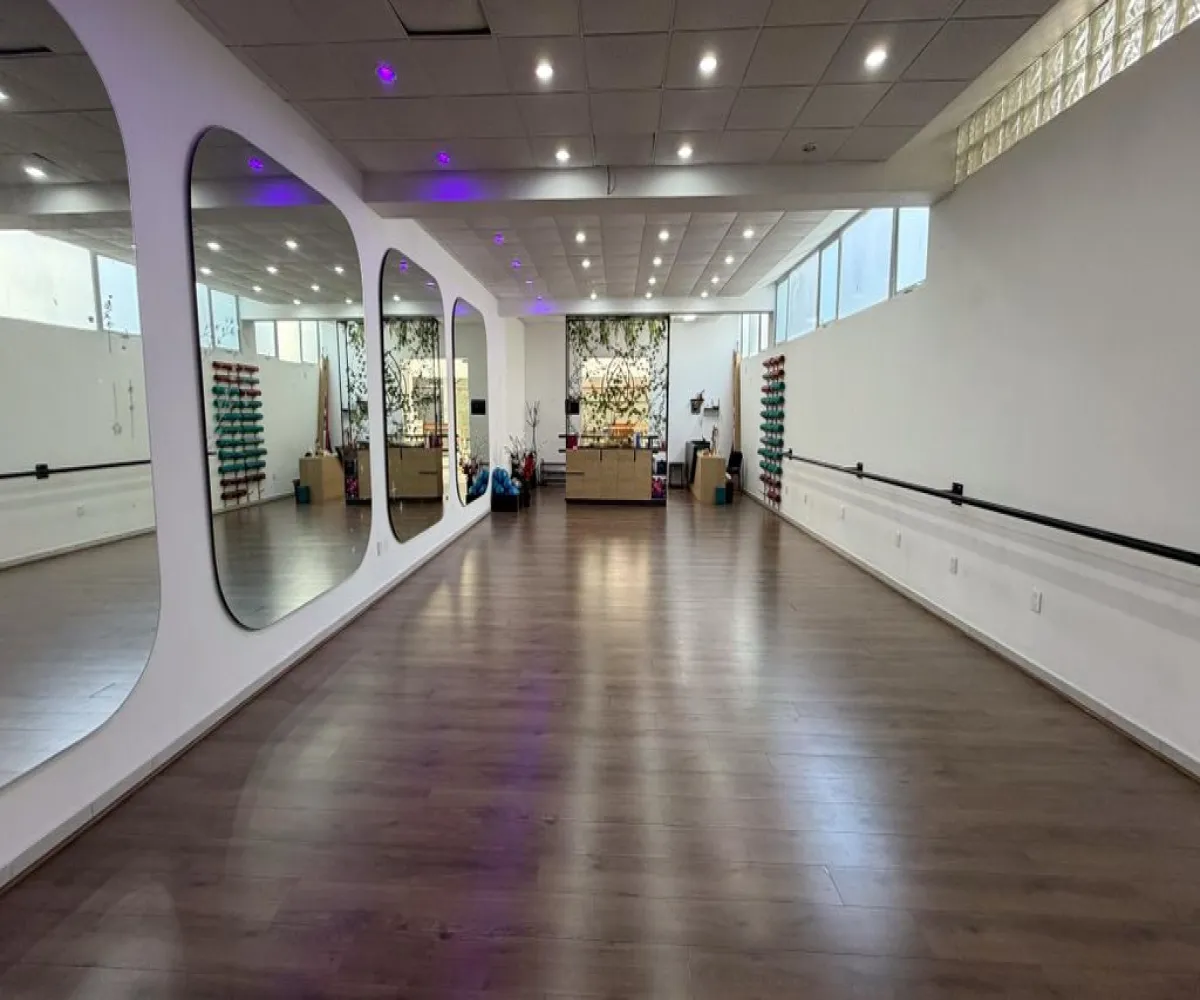 Local En Renta,Ladron De Guevara,Avenida México 2534, Guadalajara, Jalisco 44600,1 Baño,Avenida México,1,p6hMSO9