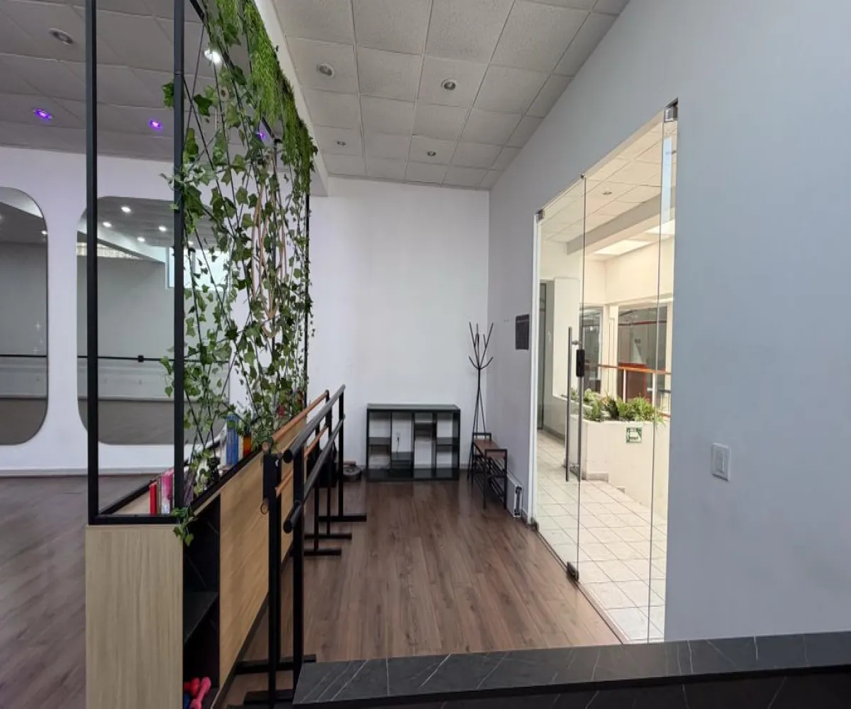 Local En Renta,Ladron De Guevara,Avenida México 2534, Guadalajara, Jalisco 44600,1 Baño,Avenida México,1,p6hMSO9