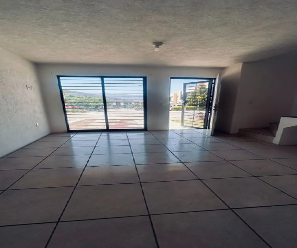 Casa En Venta,Avenida Vista Sur 68, Tlajomulco de Zúñiga, Jalisco 45640, 2 Habitaciones,1 Baño,Avenida Vista Sur,2,p3vaarp