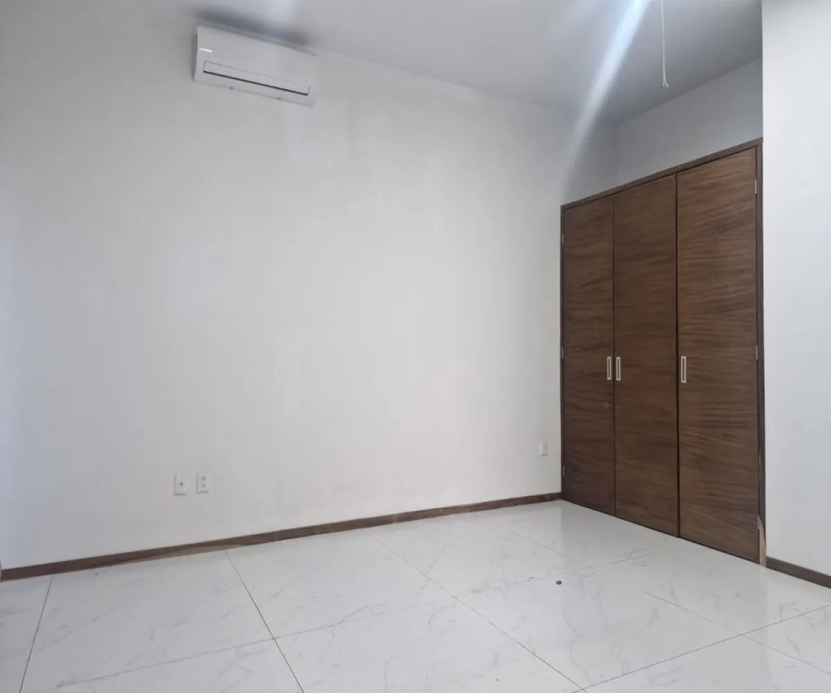 Casa En Renta,valle imperial,Avenida Paseo de los Emperadores 1560, Zapopan, Jalisco 45134, 4 Habitaciones,4 Baños,Avenida Paseo de los Emperadores,1,pPreOyb
