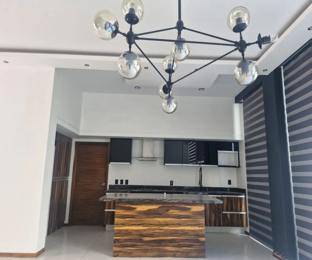 Casa En Renta,valle imperial,Avenida Paseo de los Emperadores 1560, Zapopan, Jalisco 45134, 4 Habitaciones,4 Baños,Avenida Paseo de los Emperadores,1,pPreOyb