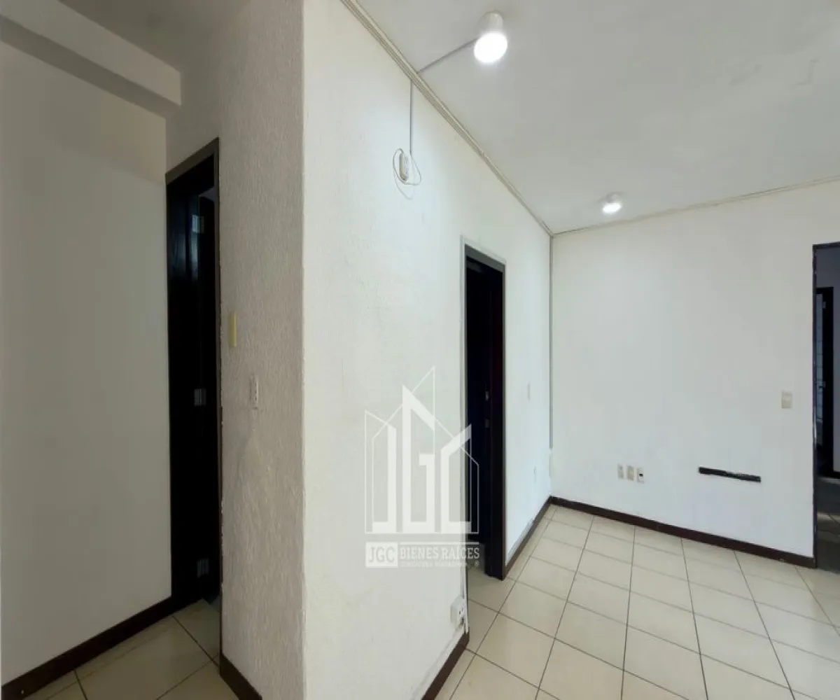 Local En Renta,Arcos Vallarta,Avenida de la Paz 2595, Guadalajara, Jalisco 44130,Avenida de la Paz,1,pMhAvyW