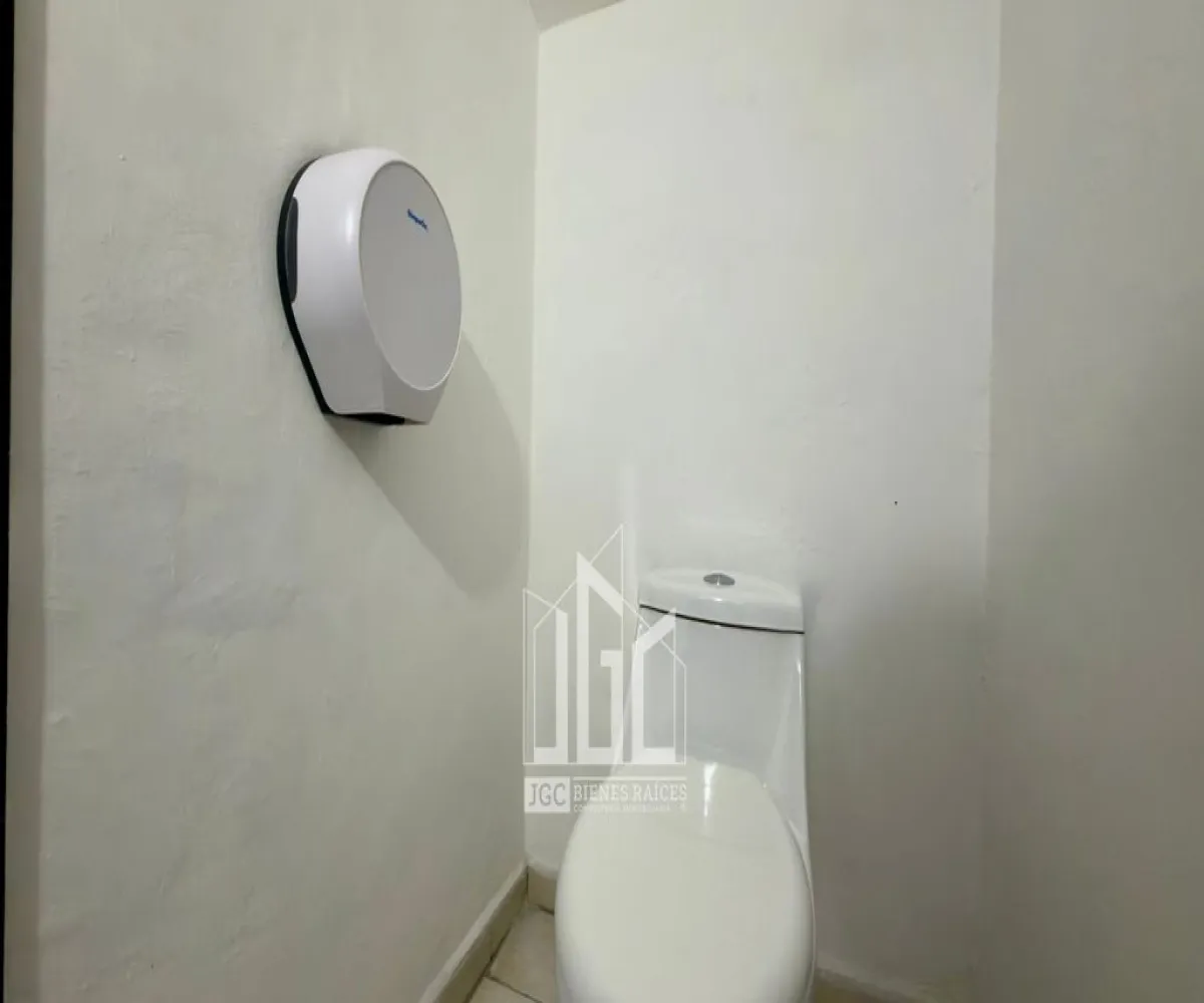 Local En Renta,Arcos Vallarta,Avenida de la Paz 2595, Guadalajara, Jalisco 44130,Avenida de la Paz,1,pMhAvyW