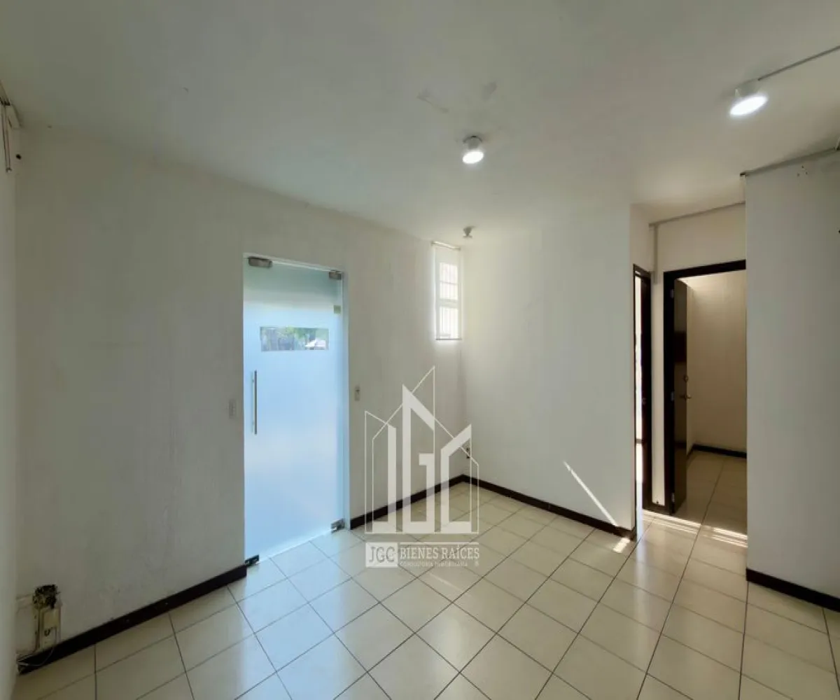 Local En Renta,Arcos Vallarta,Avenida de la Paz 2595, Guadalajara, Jalisco 44130,Avenida de la Paz,1,pMhAvyW