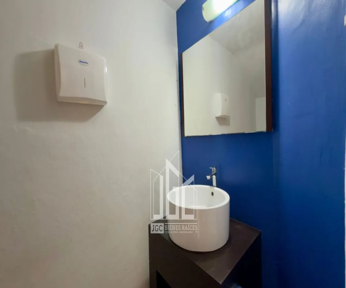 Local En Renta,Arcos Vallarta,Avenida de la Paz 2595, Guadalajara, Jalisco 44130,Avenida de la Paz,1,pMhAvyW