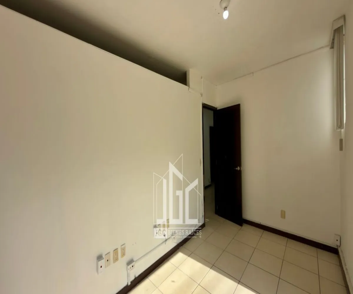 Local En Renta,Arcos Vallarta,Avenida de la Paz 2595, Guadalajara, Jalisco 44130,Avenida de la Paz,1,pMhAvyW