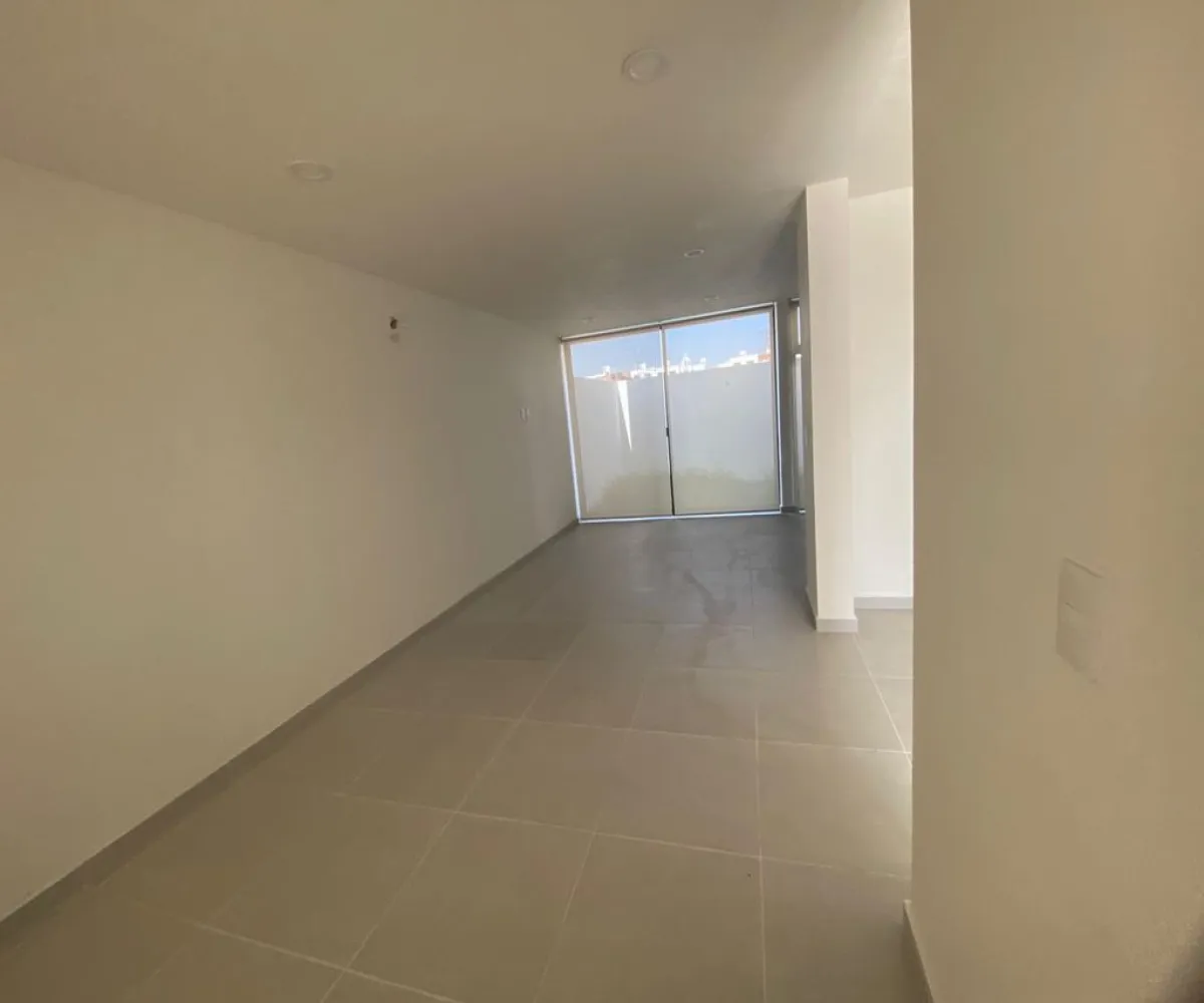 Casa En Venta,Adamar,Av. Camino Real a Colima 200 91, Tlajomulco de Zúñiga, Jalisco 45646, 3 Habitaciones,2 Baños,Av. Camino Real a Colima ,3,pADQU88