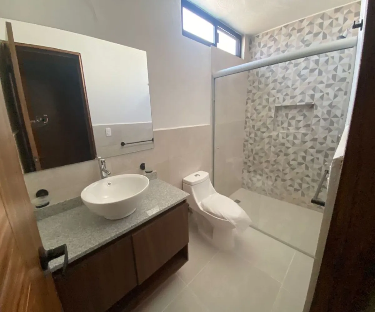 Casa En Venta,Adamar,Av. Camino Real a Colima 200 91, Tlajomulco de Zúñiga, Jalisco 45646, 3 Habitaciones,2 Baños,Av. Camino Real a Colima ,3,pADQU88
