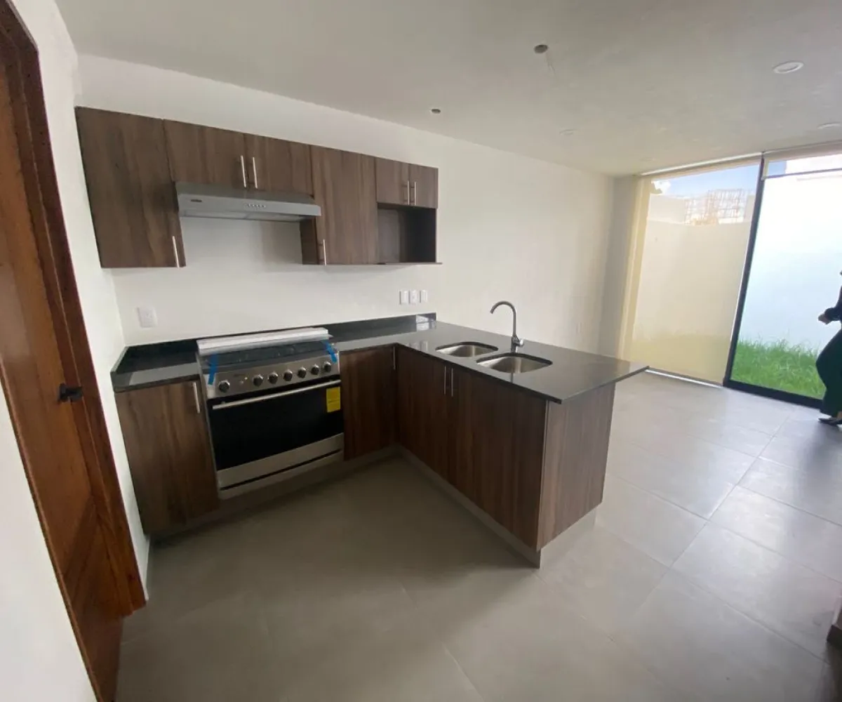 Casa En Venta,Adamar,Av. Camino Real a Colima 200 91, Tlajomulco de Zúñiga, Jalisco 45646, 3 Habitaciones,2 Baños,Av. Camino Real a Colima ,3,pADQU88