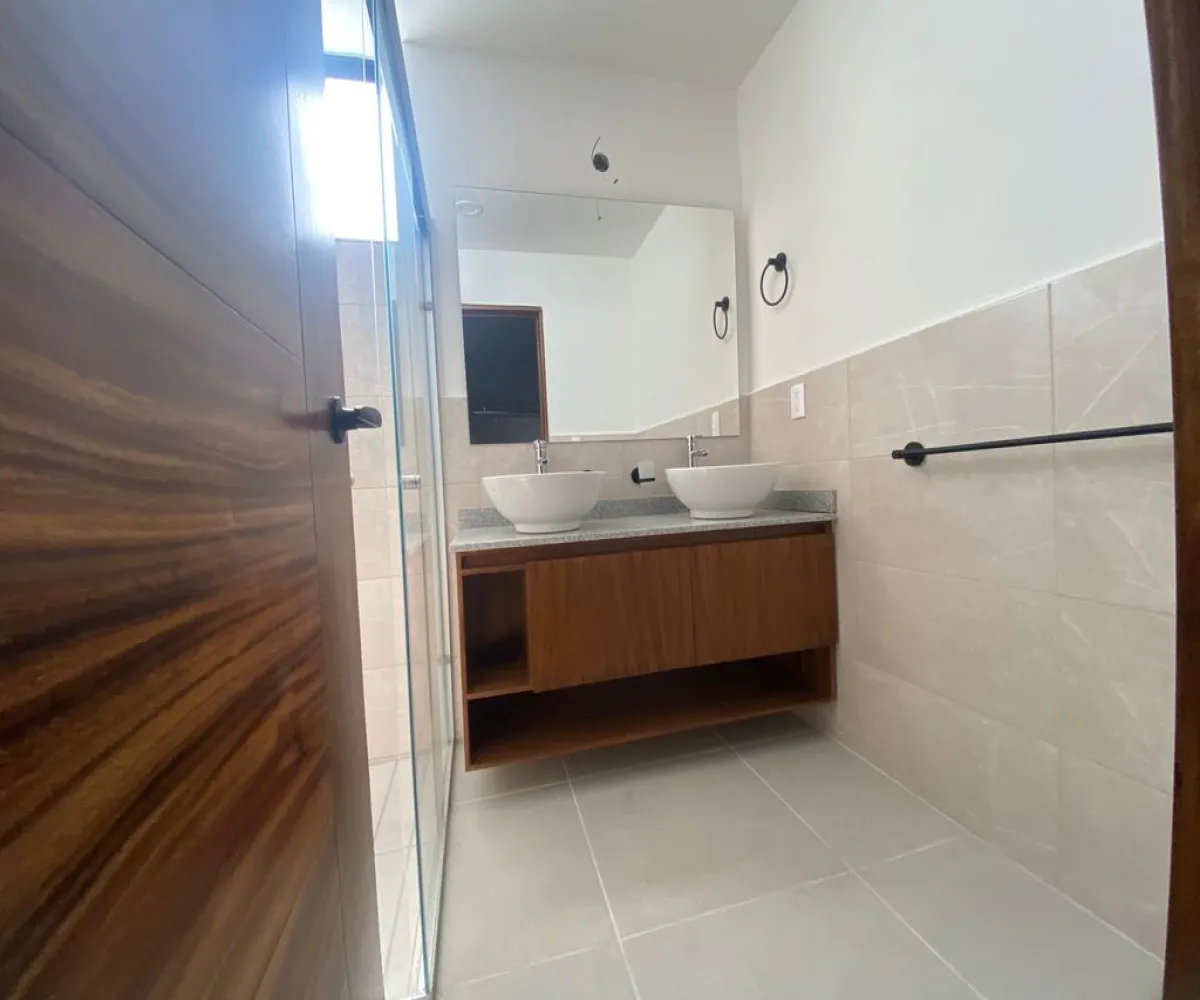 Casa En Venta,Adamar,Av. Camino Real a Colima 200 91, Tlajomulco de Zúñiga, Jalisco 45646, 3 Habitaciones,2 Baños,Av. Camino Real a Colima ,3,pADQU88