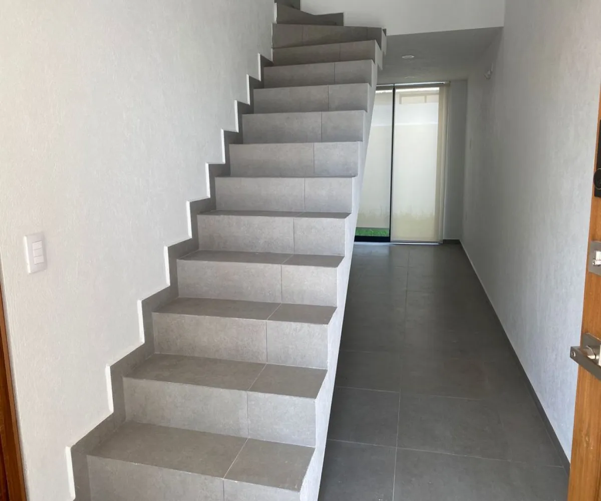 Casa En Venta,Adamar,Av. Camino Real a Colima 200 91, Tlajomulco de Zúñiga, Jalisco 45646, 3 Habitaciones,2 Baños,Av. Camino Real a Colima ,3,pADQU88