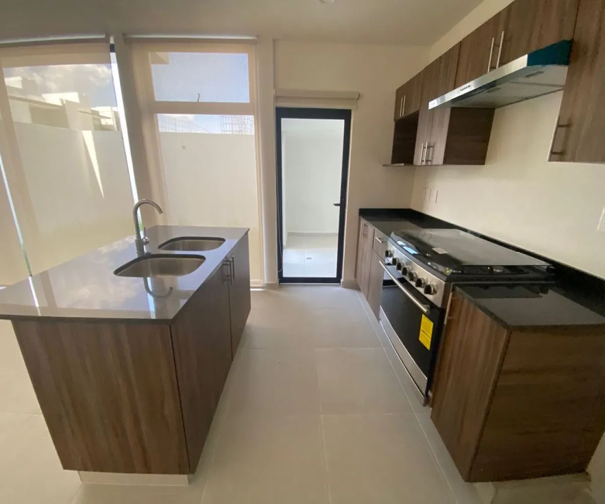 Casa En Venta,Adamar,Av. Camino Real a Colima 200 91, Tlajomulco de Zúñiga, Jalisco 45646, 3 Habitaciones,2 Baños,Av. Camino Real a Colima ,3,pADQU88