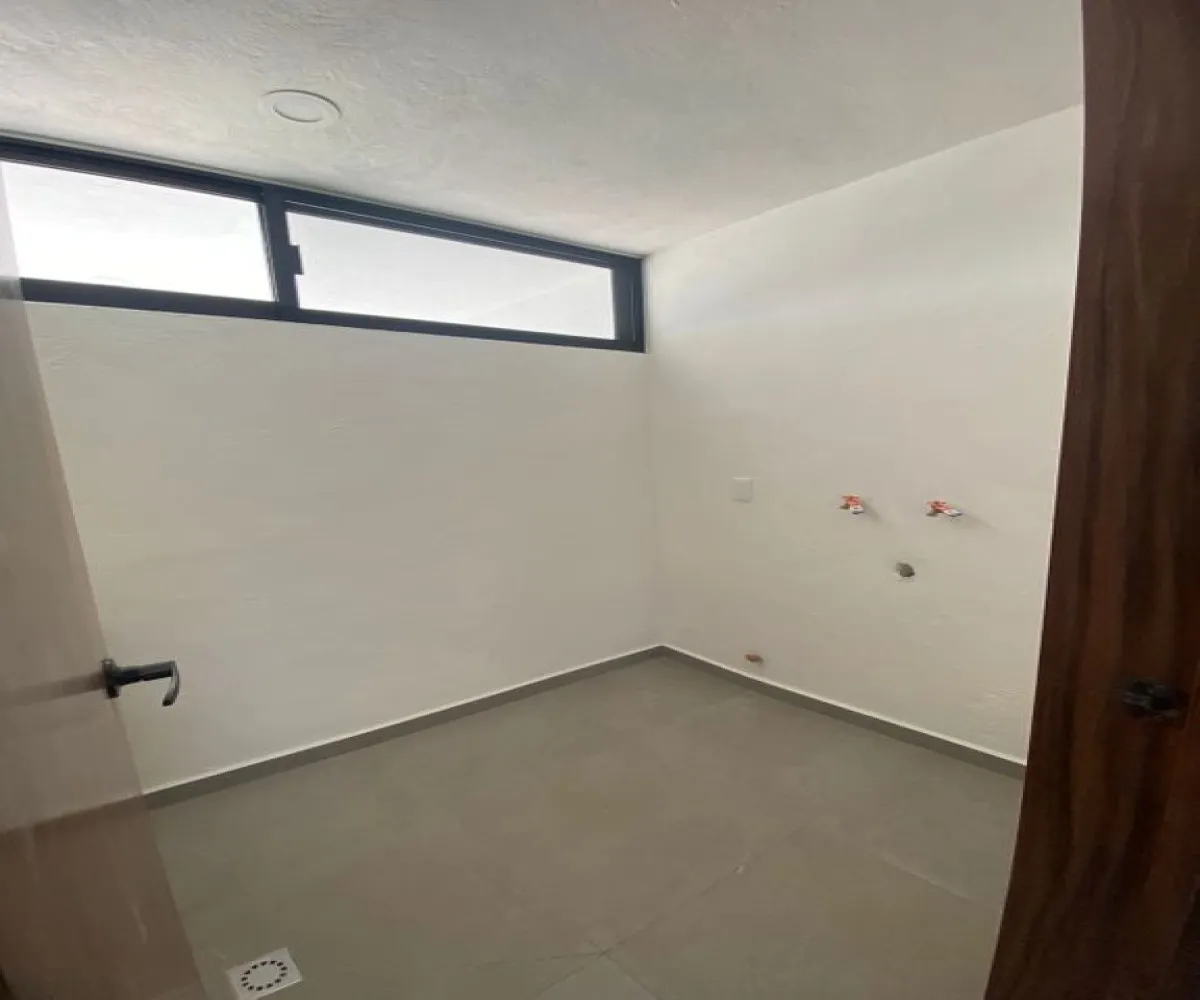 Casa En Venta,Adamar,Av. Camino Real a Colima 200 91, Tlajomulco de Zúñiga, Jalisco 45646, 3 Habitaciones,2 Baños,Av. Camino Real a Colima ,3,pADQU88