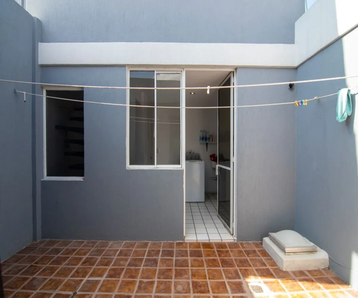 Casa En Venta,Bugambilias,De No Me Olvides 106, Zapopan, Jalisco 45237, 4 Habitaciones,5 Baños,De No Me Olvides,1,pM8gNKH