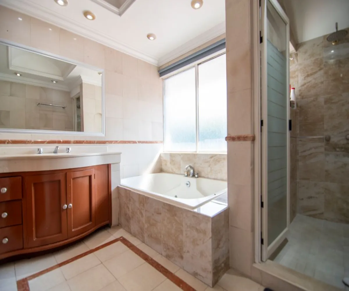 Casa En Venta,Bugambilias,De No Me Olvides 106, Zapopan, Jalisco 45237, 4 Habitaciones,5 Baños,De No Me Olvides,1,pM8gNKH