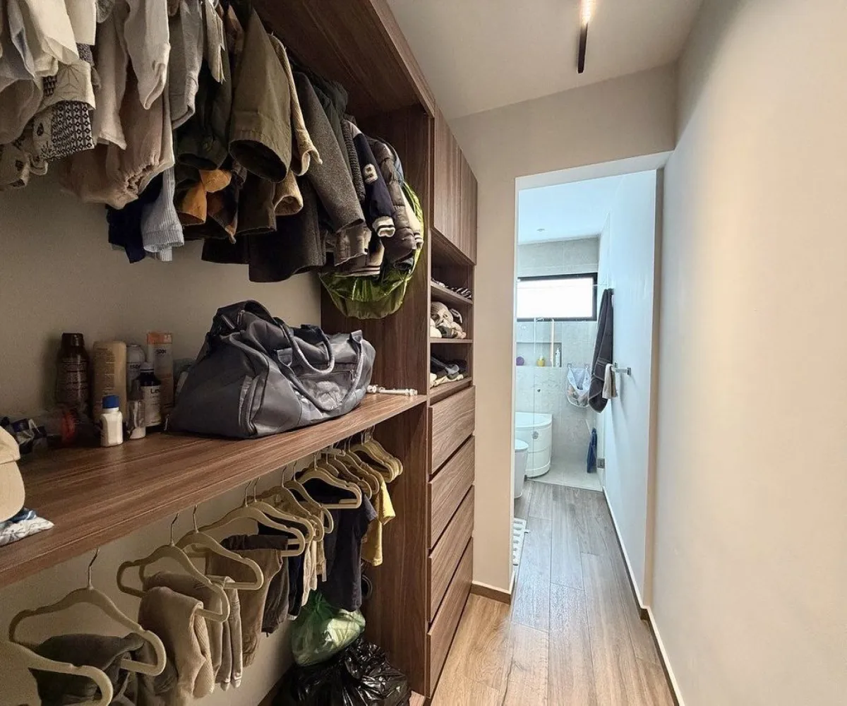 Casa En Venta,Hacienda de San Juan,Avenida General Ramón Corona 2500, Zapopan, Jalisco 45134, 4 Habitaciones,4 Baños,Avenida General Ramón Corona,1,pBkrieL