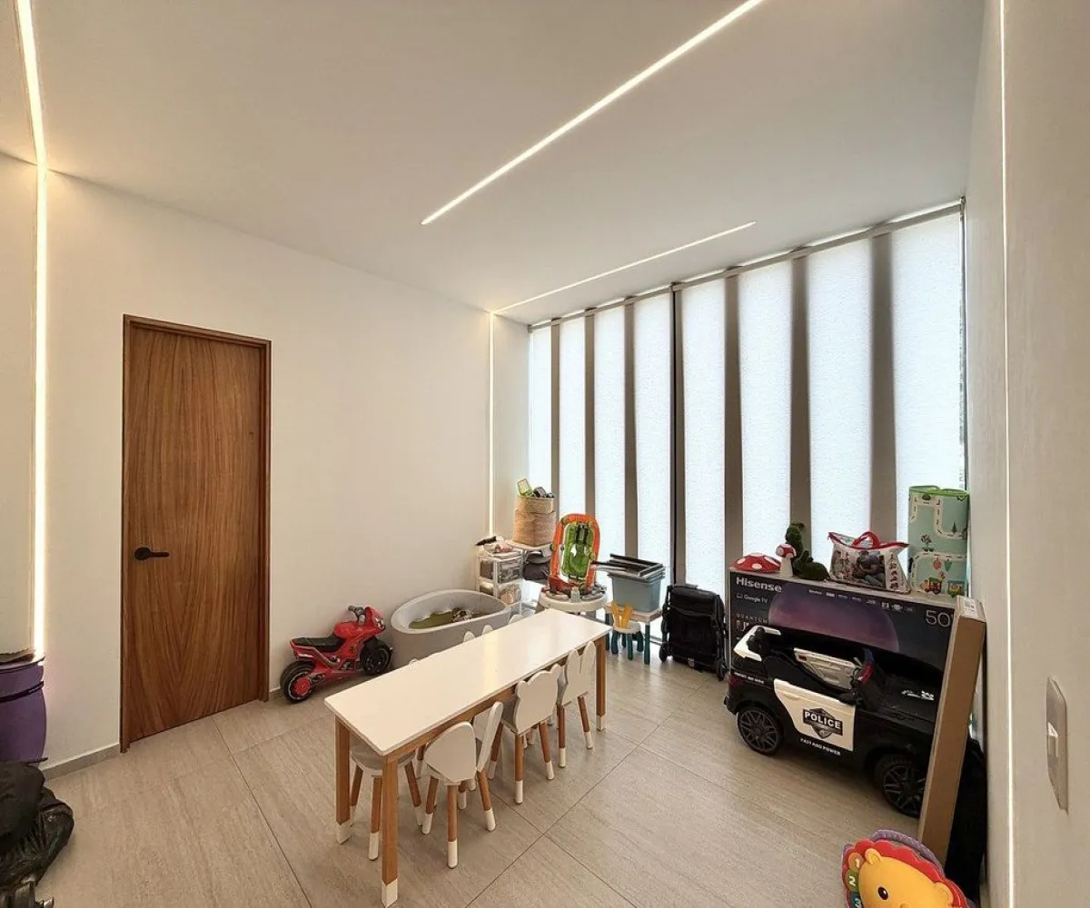 Casa En Venta,Hacienda de San Juan,Avenida General Ramón Corona 2500, Zapopan, Jalisco 45134, 4 Habitaciones,4 Baños,Avenida General Ramón Corona,1,pBkrieL