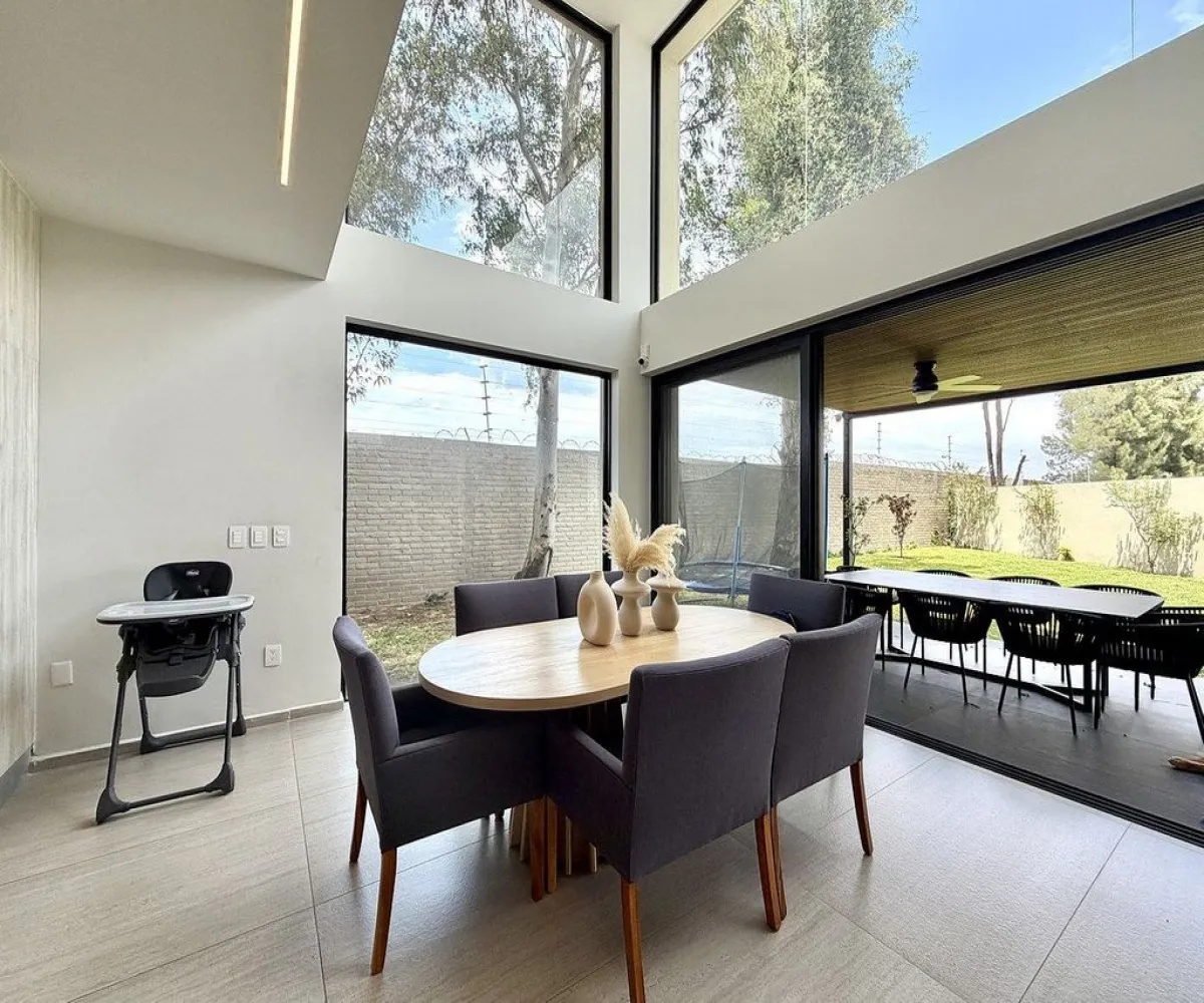 Casa En Venta,Hacienda de San Juan,Avenida General Ramón Corona 2500, Zapopan, Jalisco 45134, 4 Habitaciones,4 Baños,Avenida General Ramón Corona,1,pBkrieL