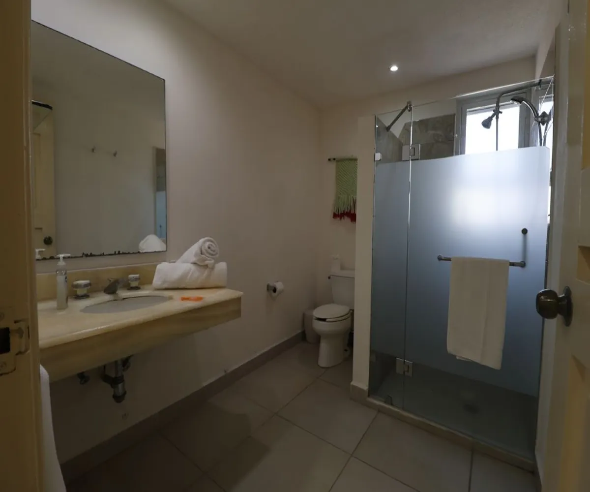 Departamento En Venta,Nuevo Nayarit,Paseo de los Cocoteros 001 y1, Bahía de Banderas, Nayarit 63735, 3 Habitaciones,3 Baños,Paseo de los Cocoteros,1,p0b04GQ