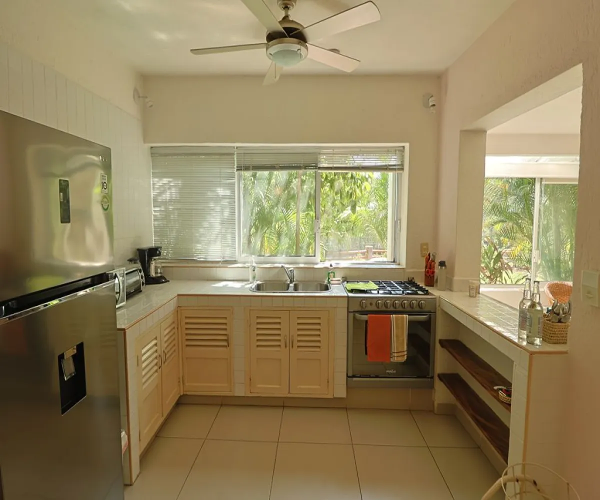 Departamento En Venta,Nuevo Nayarit,Paseo de los Cocoteros 001 y1, Bahía de Banderas, Nayarit 63735, 3 Habitaciones,3 Baños,Paseo de los Cocoteros,1,p0b04GQ