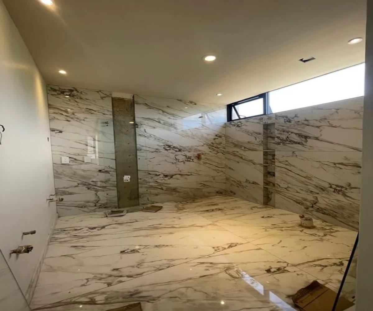 Casa En Venta,Boulevard Valle Imperial 749, Zapopan, Jalisco 45134, 3 Habitaciones,4 Baños,Boulevard Valle Imperial,2,p9P6NhJ