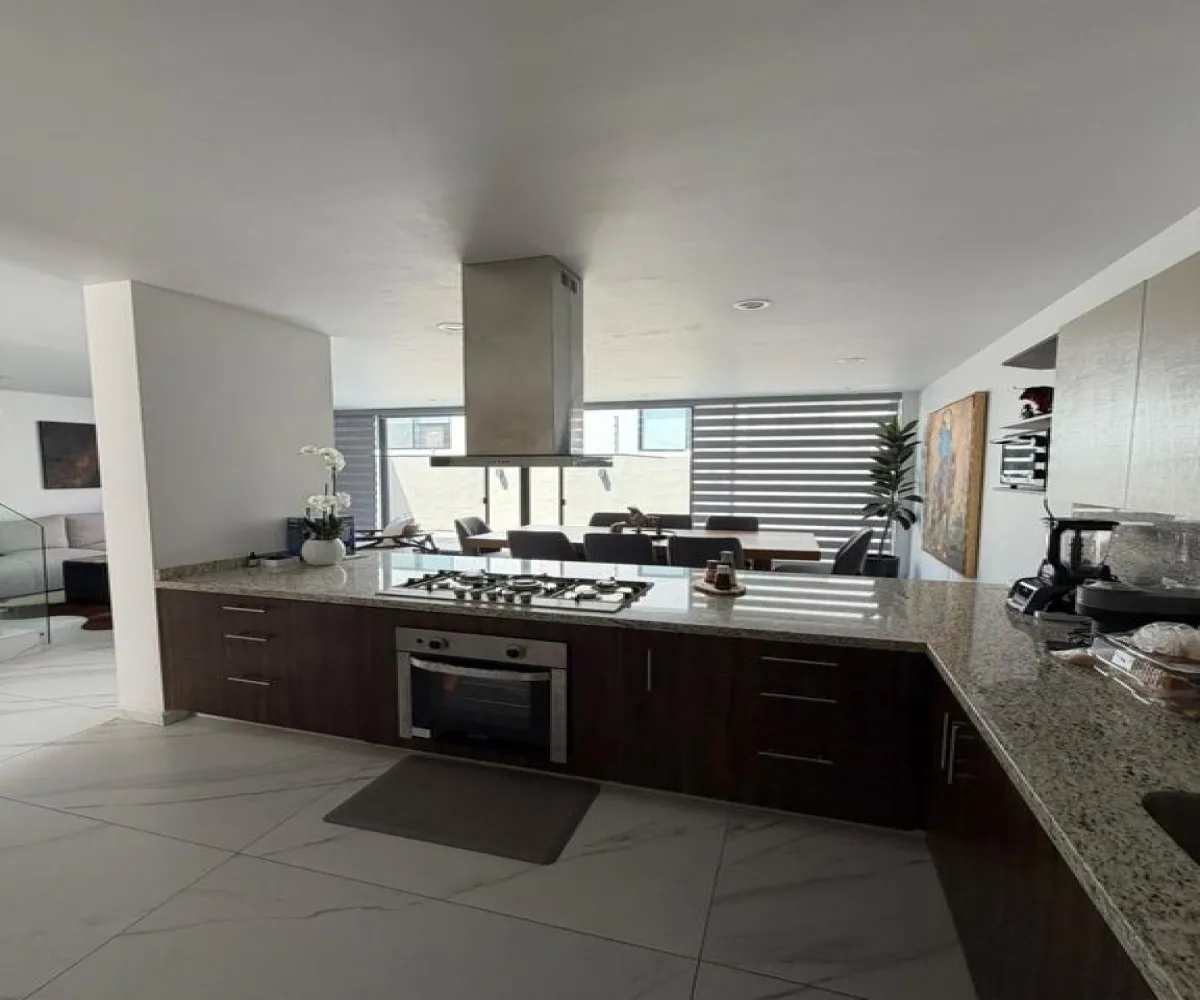 Casa En Venta,Solares,Avenida Paseo del Anochecer 811, Zapopan, Jalisco 45134, 3 Habitaciones,5 Baños,Avenida Paseo del Anochecer,1,p8oP7Or