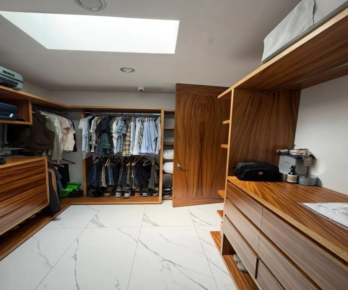 Casa En Venta,Solares,Avenida Paseo del Anochecer 811, Zapopan, Jalisco 45134, 3 Habitaciones,5 Baños,Avenida Paseo del Anochecer,1,p8oP7Or