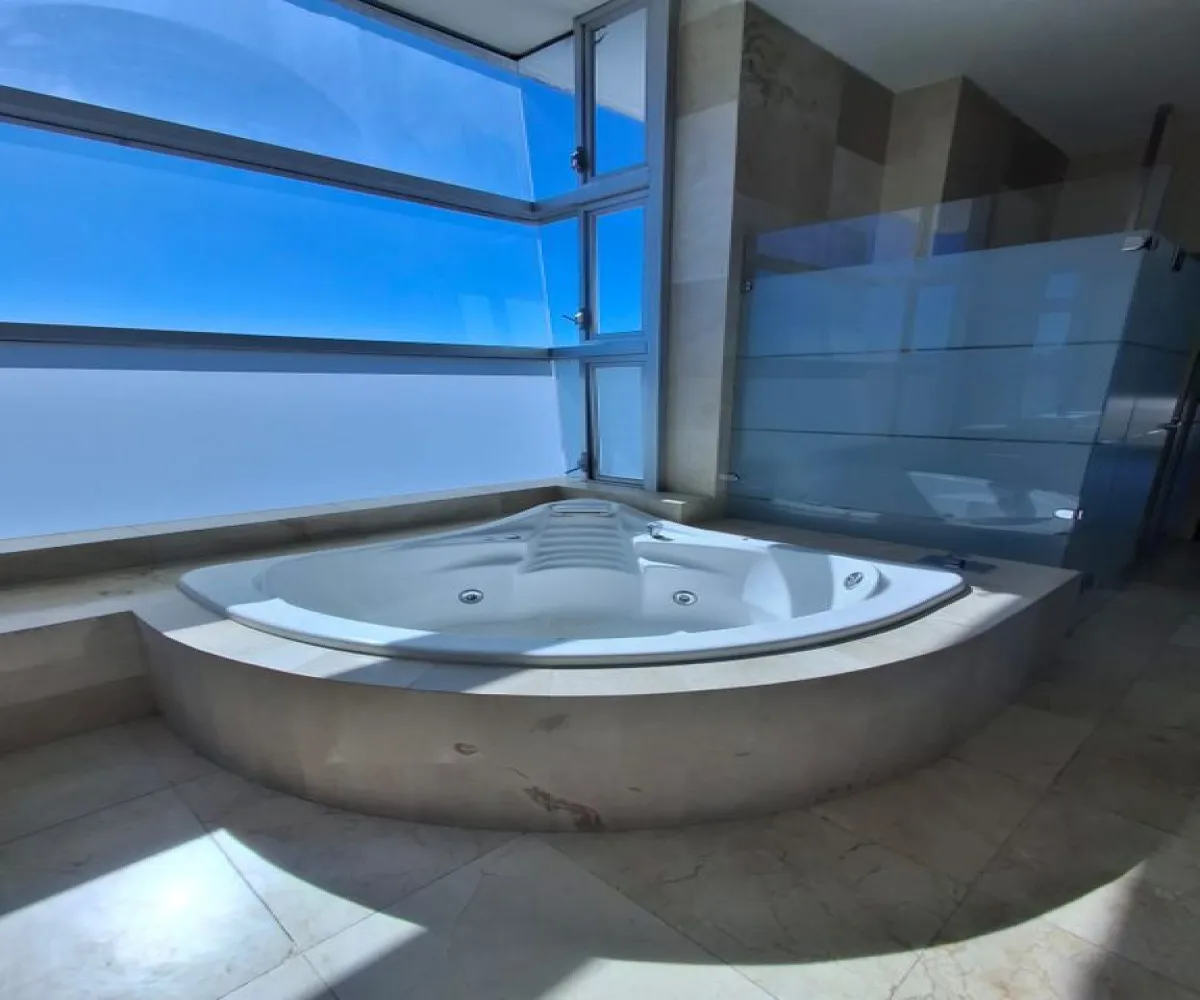 Departamento En Venta,Vallarta Universidad,Avenida Juan Palomar y Arias 790, Zapopan, Jalisco 45110, 3 Habitaciones,5 Baños,Avenida Juan Palomar y Arias,2,p7Q7GCQ