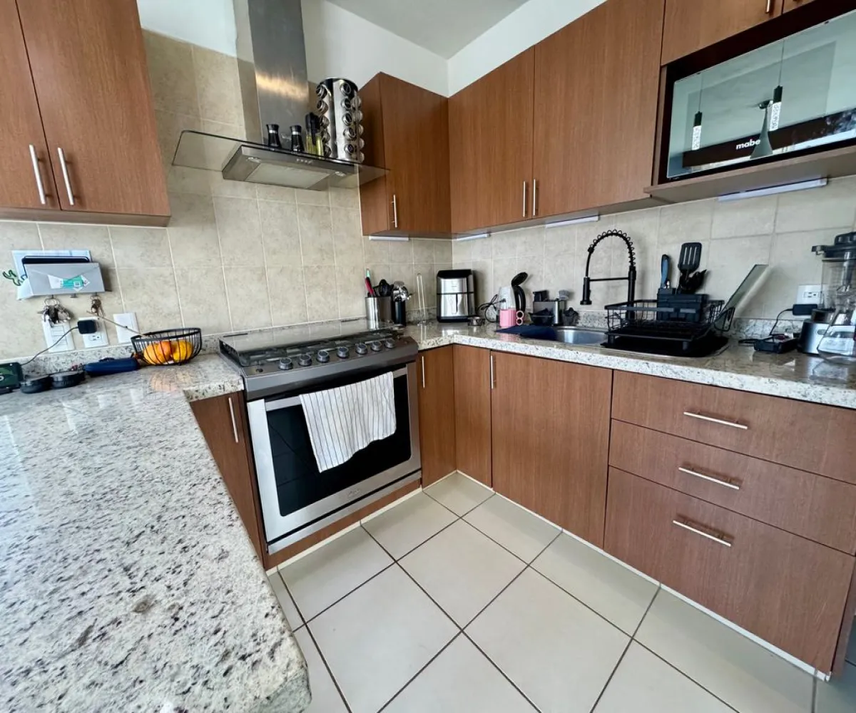 Casa En Venta,El Fortín,Calle Álamo 1359, Zapopan, Jalisco 45066, 3 Habitaciones,2 Baños,Calle Álamo,2,pBwImp9