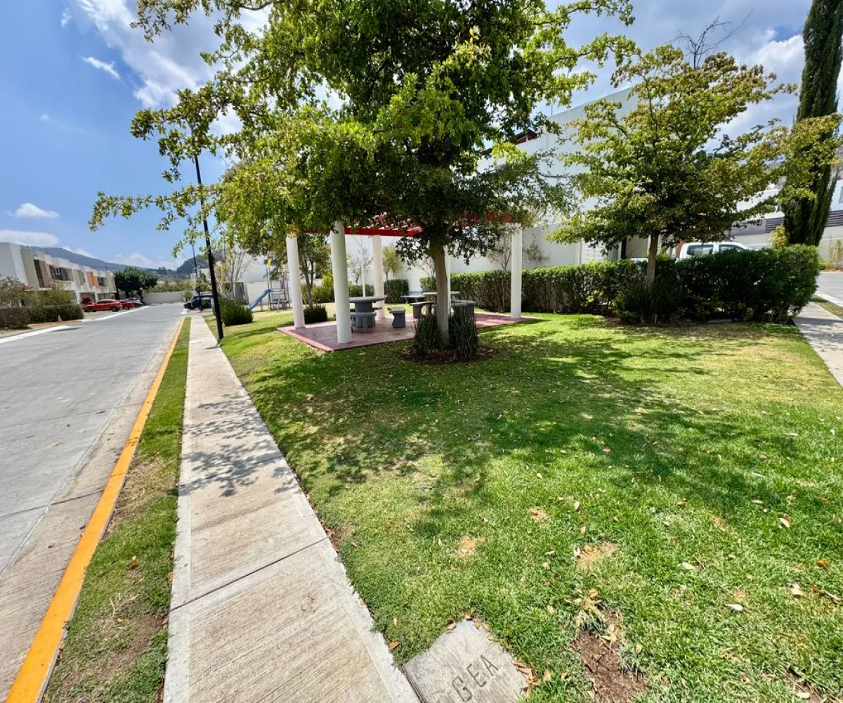 Casa En Venta,El Fortín,Calle Álamo 1359, Zapopan, Jalisco 45066, 3 Habitaciones,2 Baños,Calle Álamo,2,pBwImp9