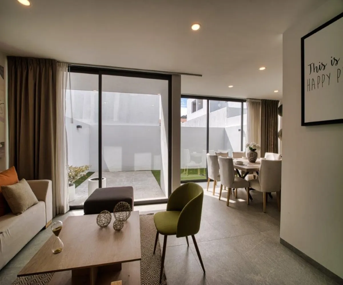 Casa En Venta,El Palomar,Avenida Adolfo López Mateos Sur 1710, Tlajomulco de Zúñiga, Jalisco 45643, 3 Habitaciones,3 Baños,Avenida Adolfo López Mateos Sur,2,piPnSCU