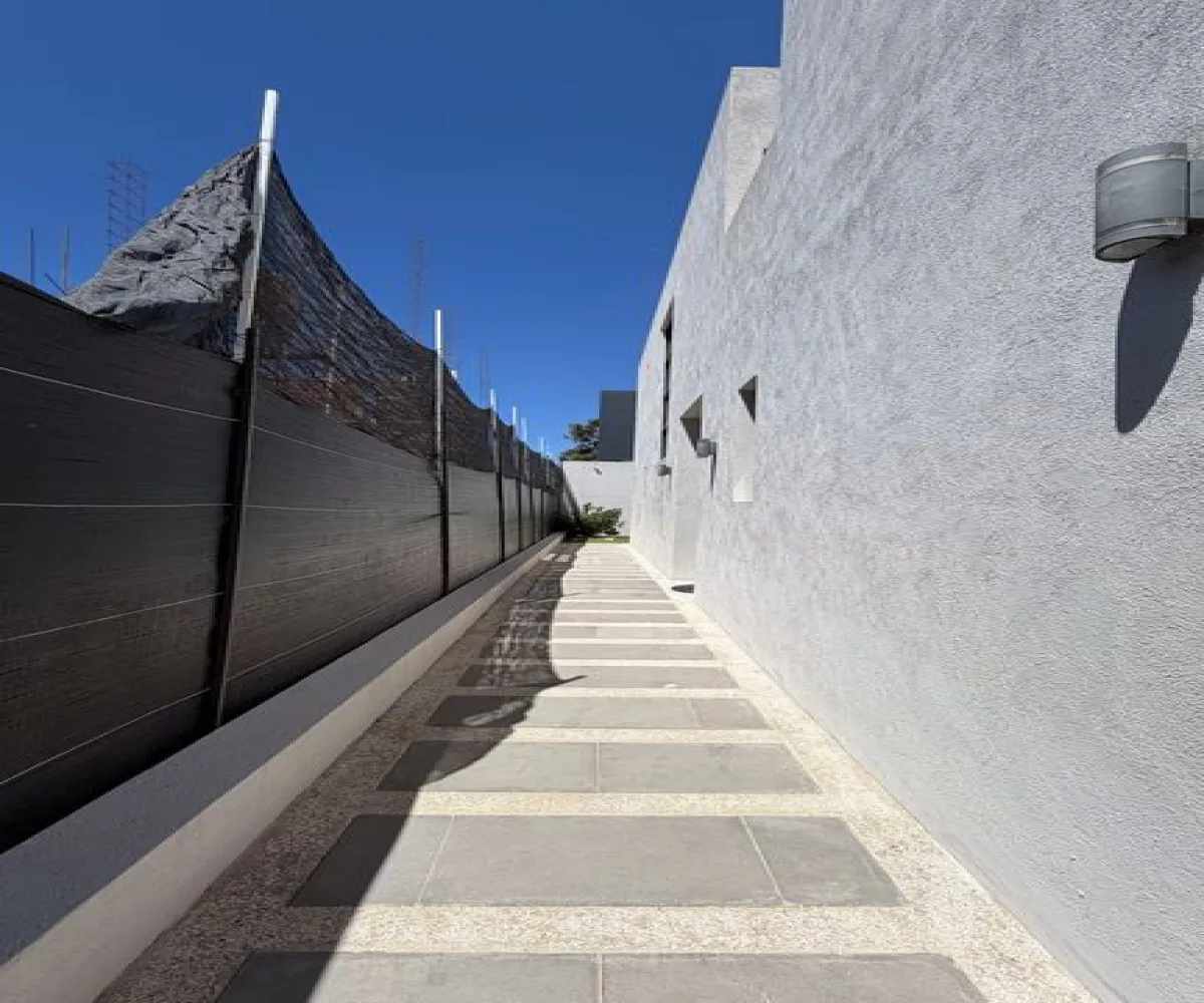 Casa En Renta,Virreyes Residencial ,Entrelomas 106, Zapopan, Jalisco 45110, 3 Habitaciones,4 Baños,Entrelomas,1,p1MKBwO