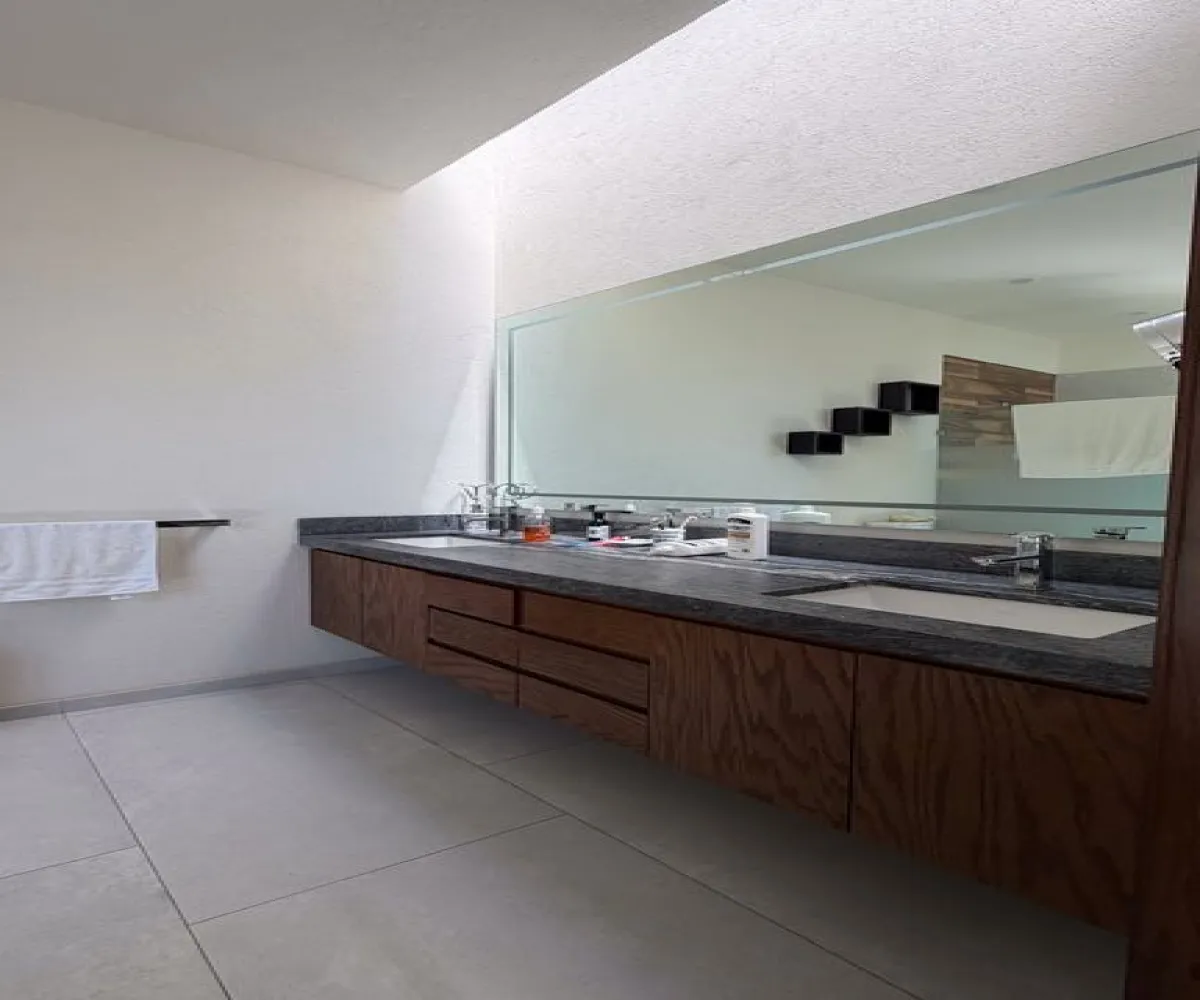 Casa En Renta,Virreyes Residencial ,Entrelomas 106, Zapopan, Jalisco 45110, 3 Habitaciones,4 Baños,Entrelomas,1,p1MKBwO