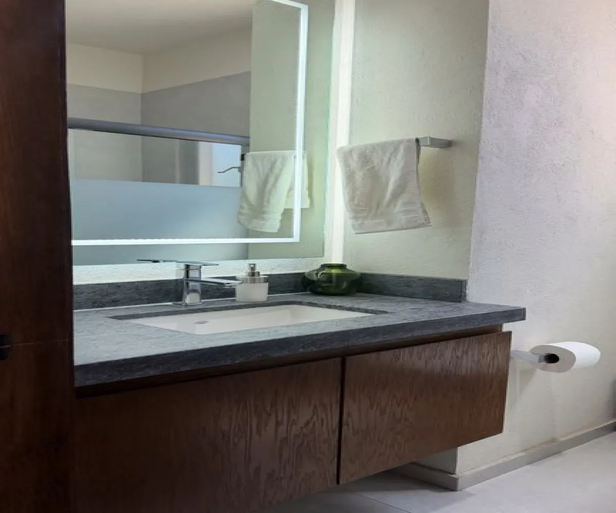 Casa En Renta,Virreyes Residencial ,Entrelomas 106, Zapopan, Jalisco 45110, 3 Habitaciones,4 Baños,Entrelomas,1,p1MKBwO