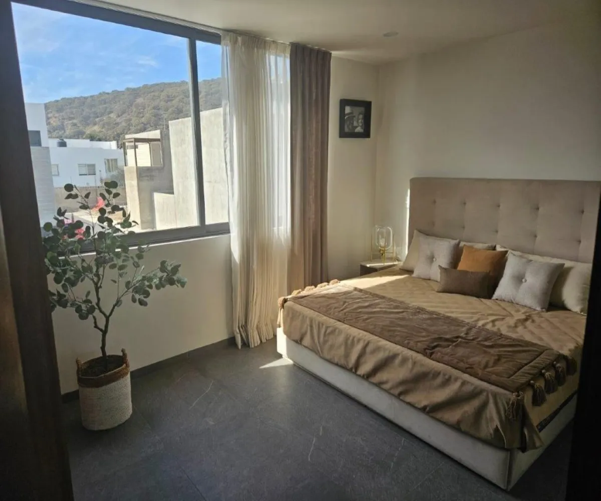 Casa En Venta,El Palomar,Avenida Adolfo López Mateos Sur 1710, Tlajomulco de Zúñiga, Jalisco 45643, 3 Habitaciones,3 Baños,Avenida Adolfo López Mateos Sur,2,p8QQMrx