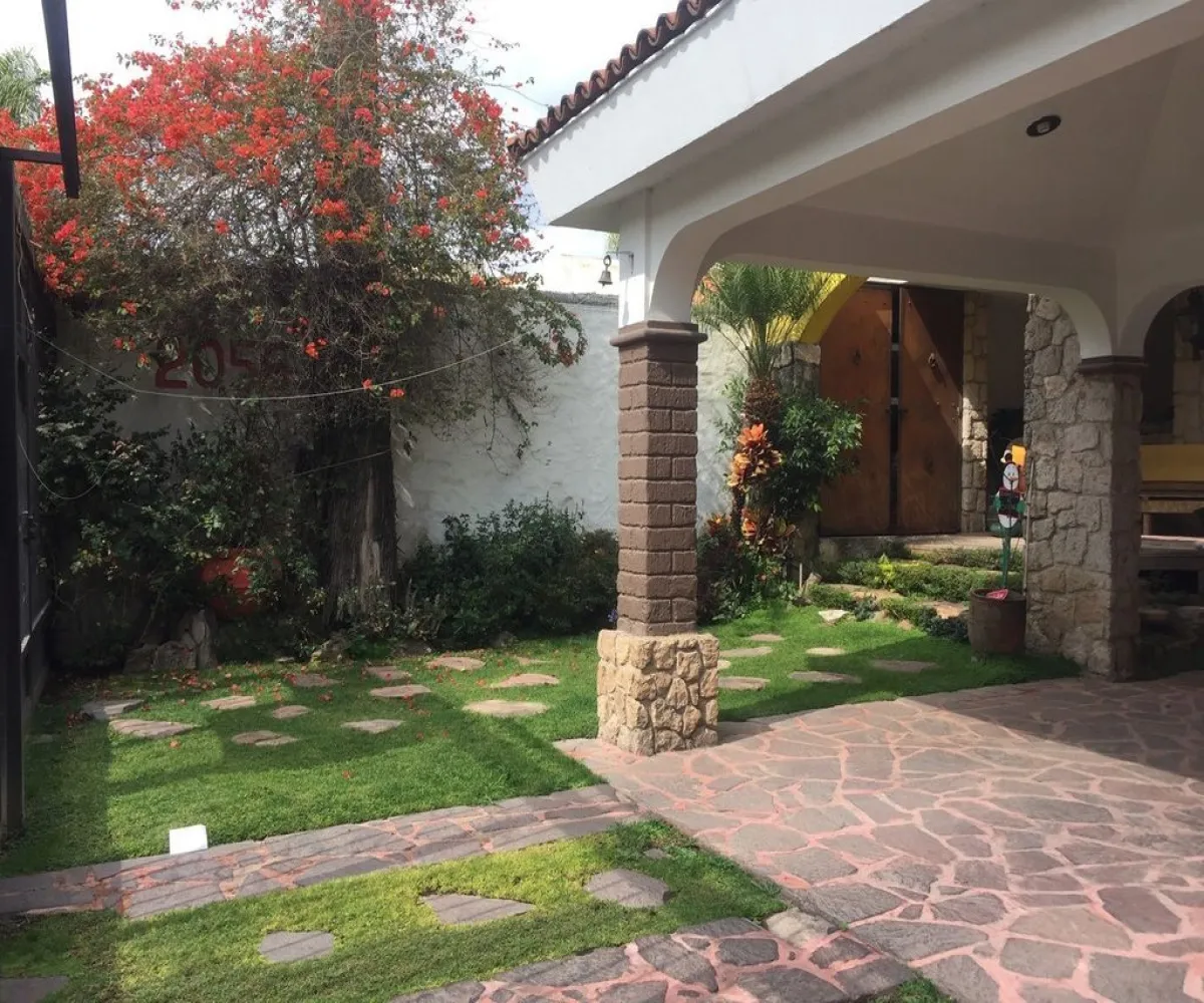 Casa En Venta,Ciudad Bugambilia,Remanso de los Laureles 2056, Zapopan, Jalisco 45100, 5 Habitaciones,5 Baños,Remanso de los Laureles ,2,p8lZr1v
