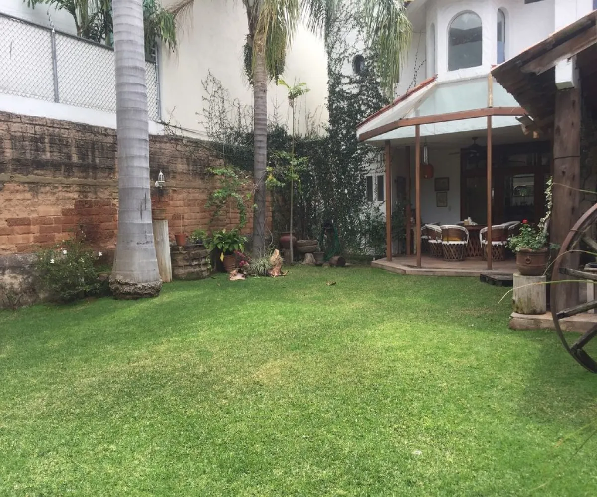 Casa En Venta,Ciudad Bugambilia,Remanso de los Laureles 2056, Zapopan, Jalisco 45100, 5 Habitaciones,5 Baños,Remanso de los Laureles ,2,p8lZr1v