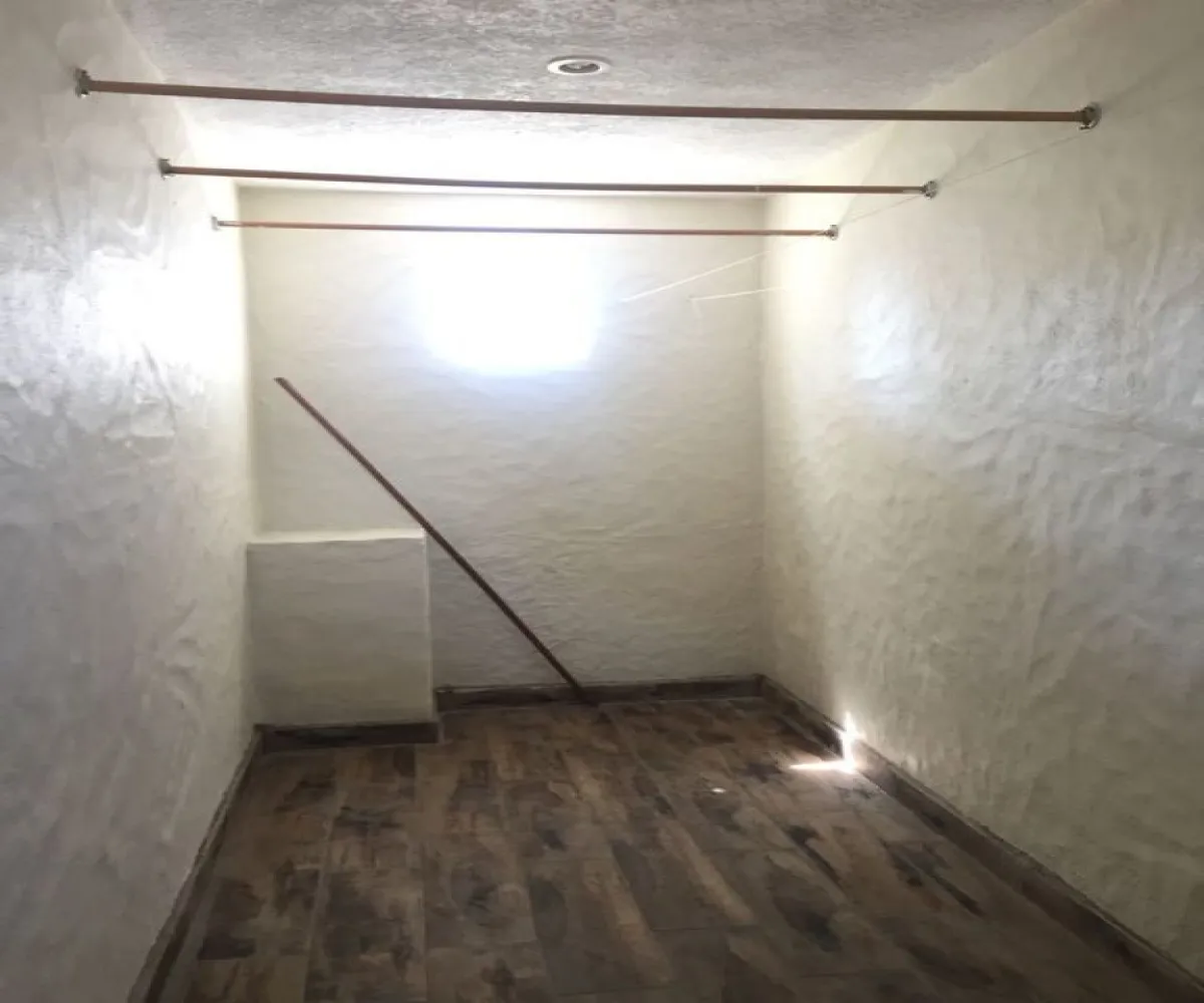 Casa En Venta,Ciudad Bugambilia,Remanso de los Laureles 2056, Zapopan, Jalisco 45100, 5 Habitaciones,5 Baños,Remanso de los Laureles ,2,p8lZr1v