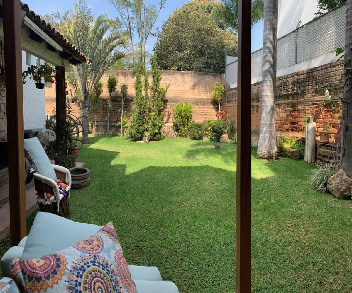 Casa En Venta,Ciudad Bugambilia,Remanso de los Laureles 2056, Zapopan, Jalisco 45100, 5 Habitaciones,5 Baños,Remanso de los Laureles ,2,p8lZr1v