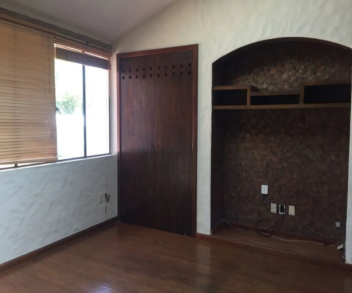 Casa En Venta,Ciudad Bugambilia,Remanso de los Laureles 2056, Zapopan, Jalisco 45100, 5 Habitaciones,5 Baños,Remanso de los Laureles ,2,p8lZr1v