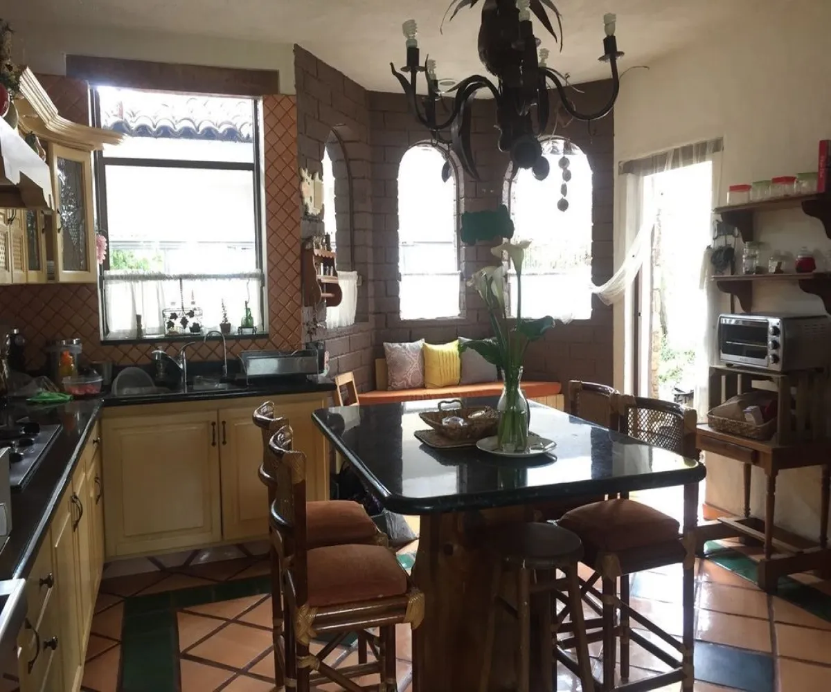 Casa En Venta,Ciudad Bugambilia,Remanso de los Laureles 2056, Zapopan, Jalisco 45100, 5 Habitaciones,5 Baños,Remanso de los Laureles ,2,p8lZr1v