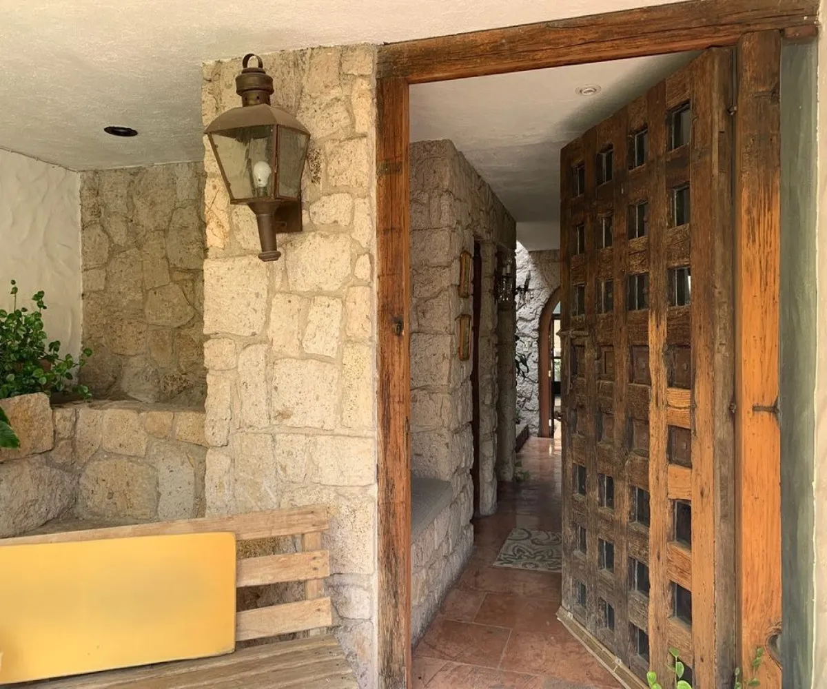 Casa En Venta,Ciudad Bugambilia,Remanso de los Laureles 2056, Zapopan, Jalisco 45100, 5 Habitaciones,5 Baños,Remanso de los Laureles ,2,p8lZr1v