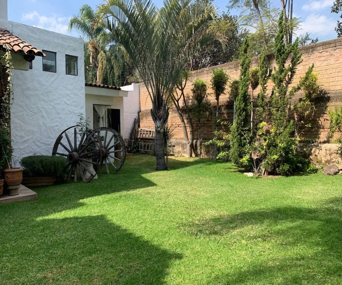 Casa En Venta,Ciudad Bugambilia,Remanso de los Laureles 2056, Zapopan, Jalisco 45100, 5 Habitaciones,5 Baños,Remanso de los Laureles ,2,p8lZr1v