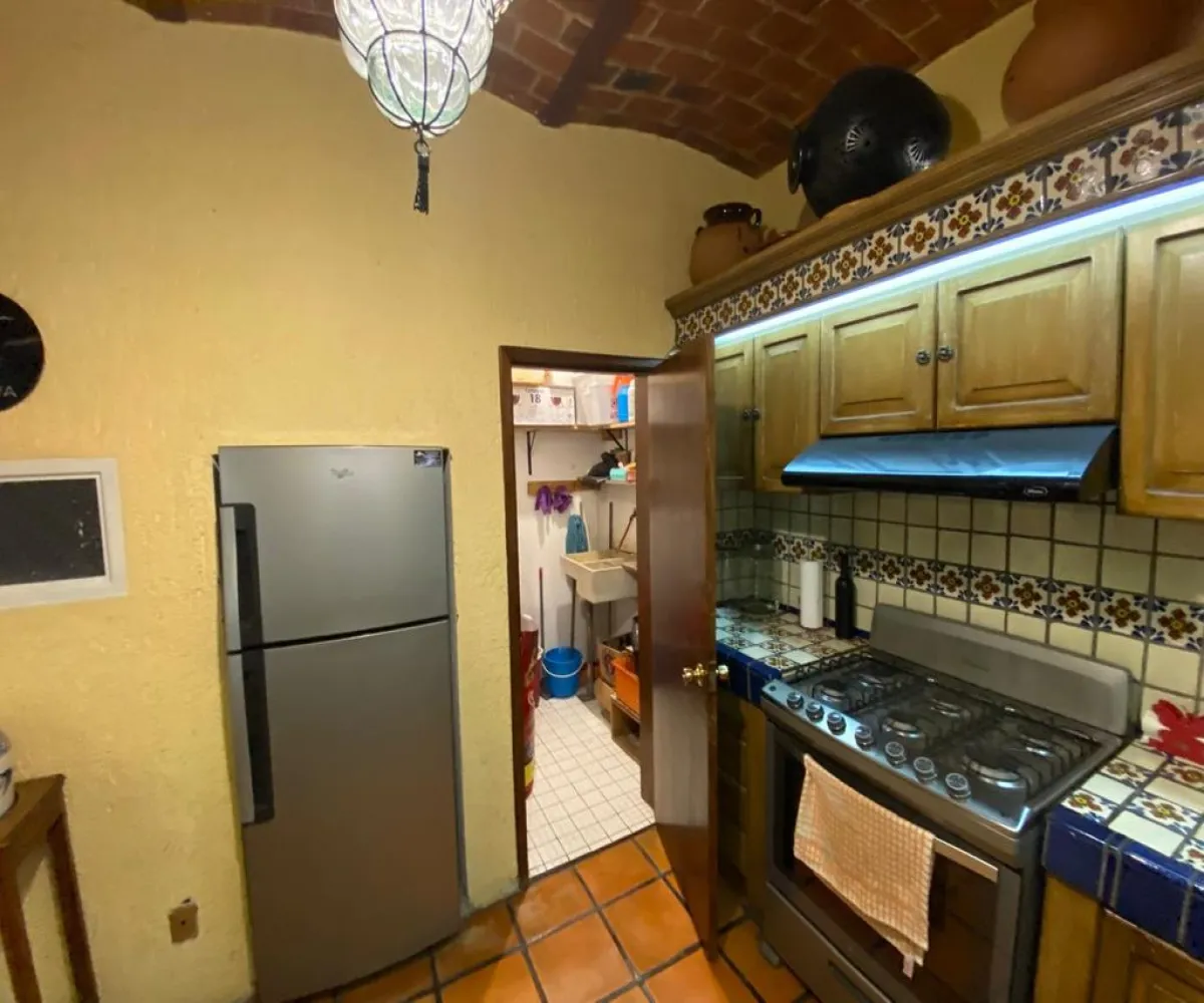 Casa En Venta,Miguel de la Madrid,Emilio Portes Gil 3814, Zapopan, Jalisco 45239, 4 Habitaciones,3 Baños,Emilio Portes Gil,2,pJEQZia